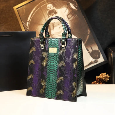 2025 New Chain Underarm Shoulder Bag Luxury Handbag High Quality Crossbody Bag Fashion Snake Pattern Genuine Leather Women's Bag